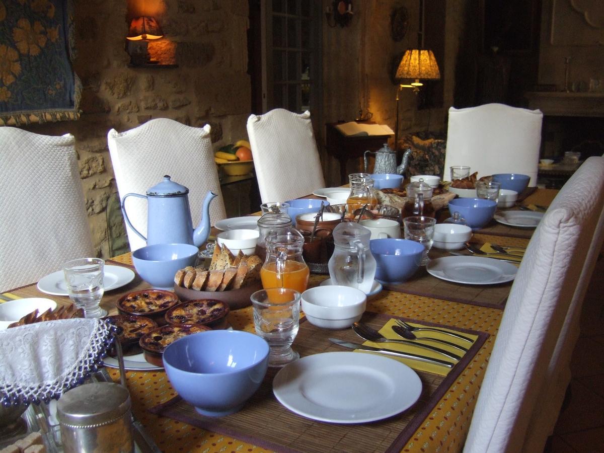 مبيت وإفطار Saint-Bonnet-du-Gard Bize De La Tour المظهر الخارجي الصورة